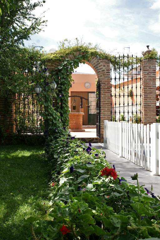 Апартаменты El Zaguan De La Plata Фуэнте-де-Кантос Экстерьер фото